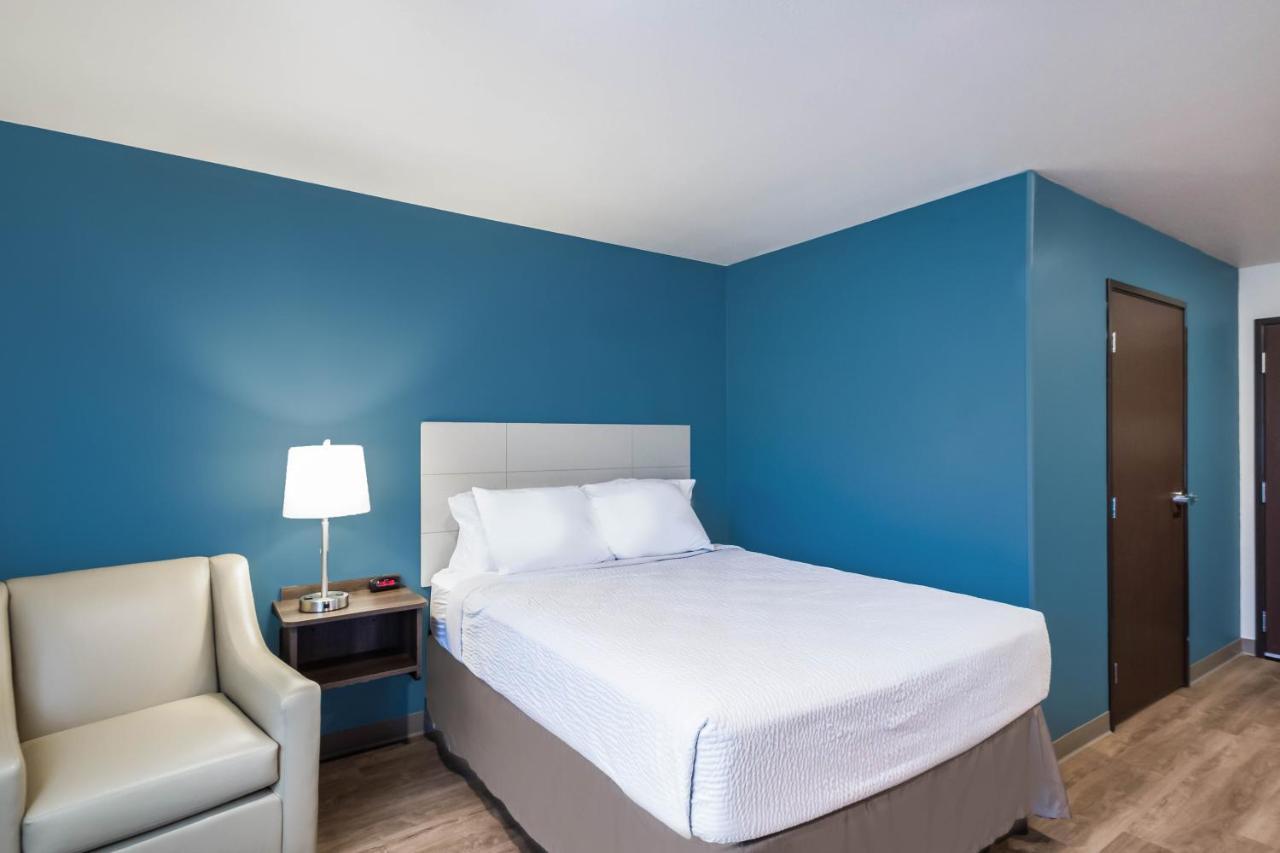 Woodspring Suites Gurnee - Chicago Экстерьер фото